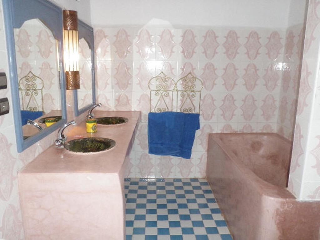 Kasbah Itrane Bed and Breakfast Tamnougalt Δωμάτιο φωτογραφία